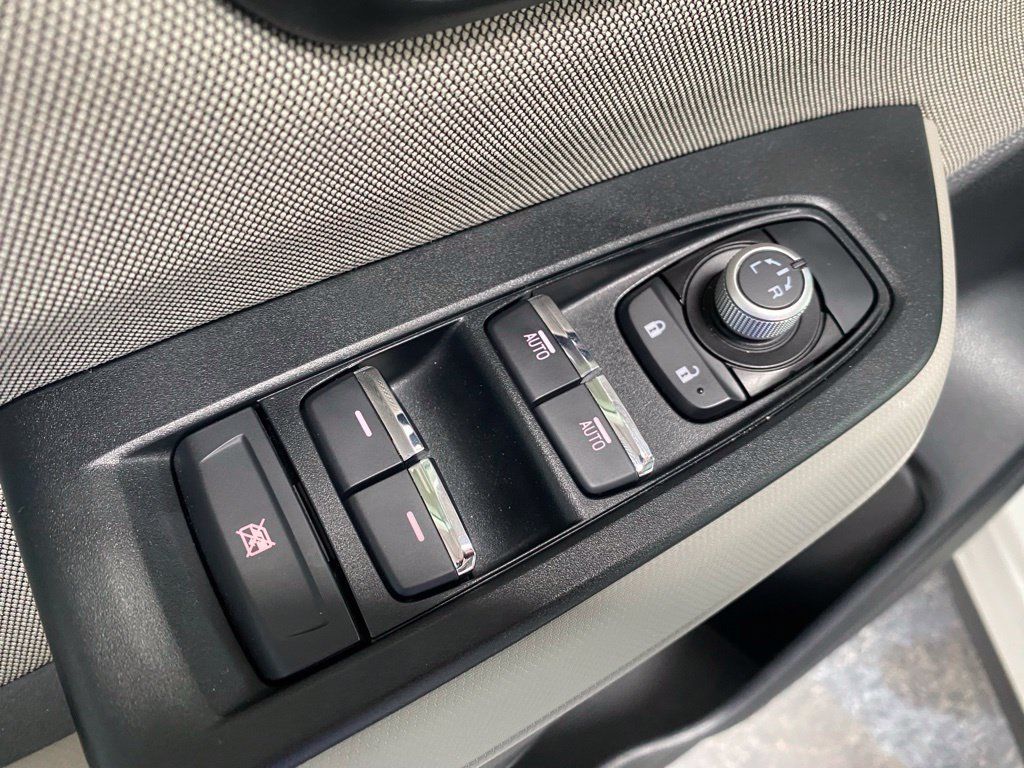 Used 2025 Subaru Forester Premium AWD/4WD image 14