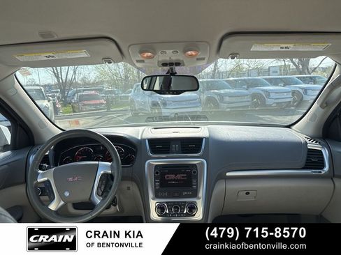 Used 2016 GMC Acadia SLT image 13