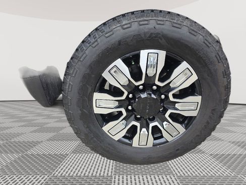 Used 2024 GMC Sierra 2500 Denali w/ Denali Reserve Package image 30