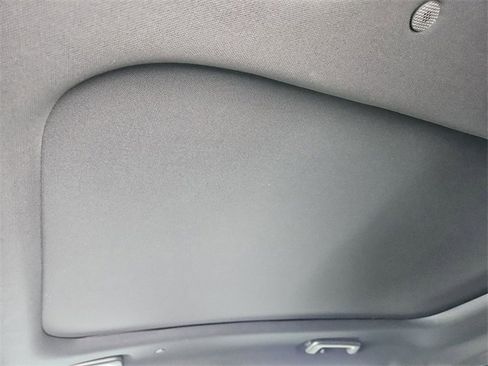 Certified 2023 Lincoln Nautilus Reserve image 30