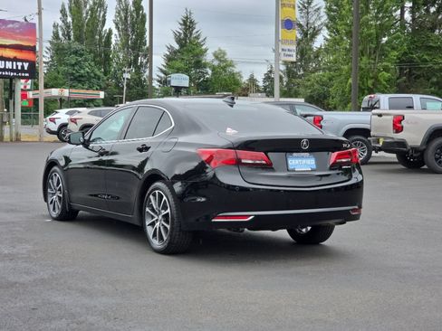 Used 2017 Acura TLX V6 SH-AWD w/ Advance Package image 4