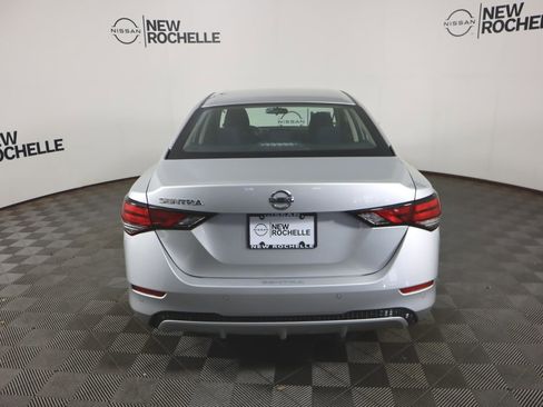 Certified 2022 Nissan Sentra S image 6