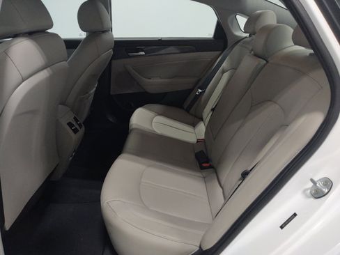 Used 2018 Hyundai Sonata Limited w/ Limited Ultimate Package 03 FWD image 18