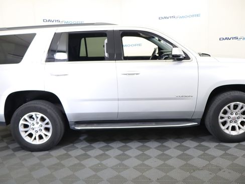 Used 2018 GMC Yukon SLE AWD/4WD image 5