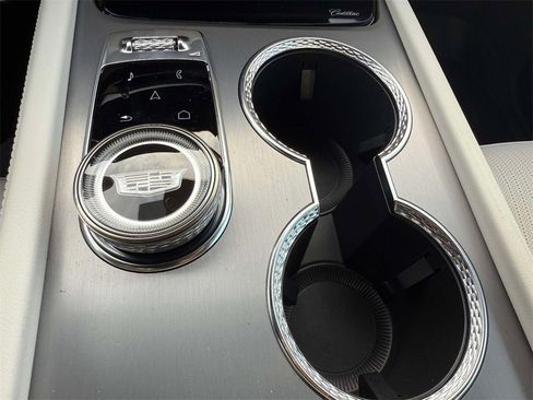 New 2026 Cadillac Vistiq Luxury image 15