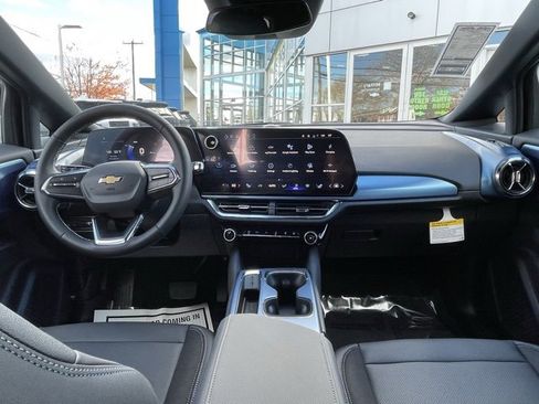 New 2026 Chevrolet Equinox EV LT w/ LPO, Tech Bronze Package image 29