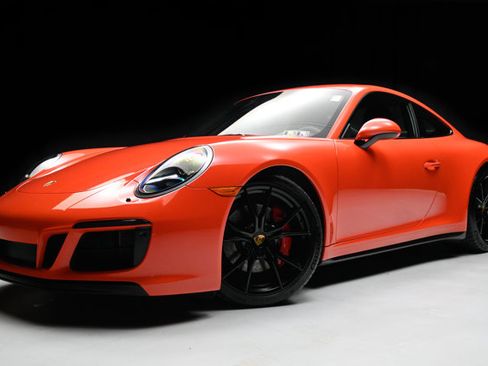 Used 2017 Porsche 911 Carrera GTS RWD image 1