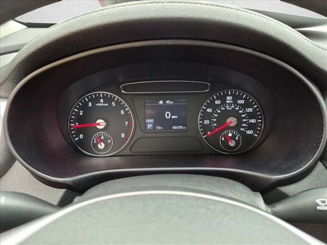 Used 2020 Kia Sorento LX FWD image 11