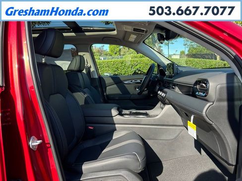 New 2025 Honda Pilot Touring image 29