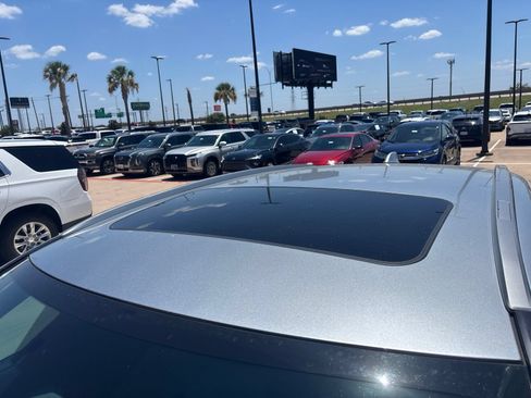 Used 2024 Lexus RX 350 Premium w/ Convenience Package FWD image 10