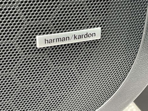 Certified 2025 Subaru Ascent Limited w/ Popular Package #1 image 18