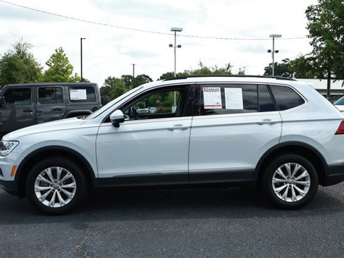 Used 2018 Volkswagen Tiguan SEL FWD image 9