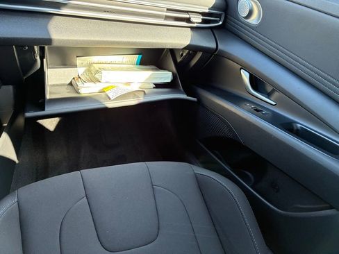 Used 2023 Hyundai Elantra SEL w/ Convenience Package image 34