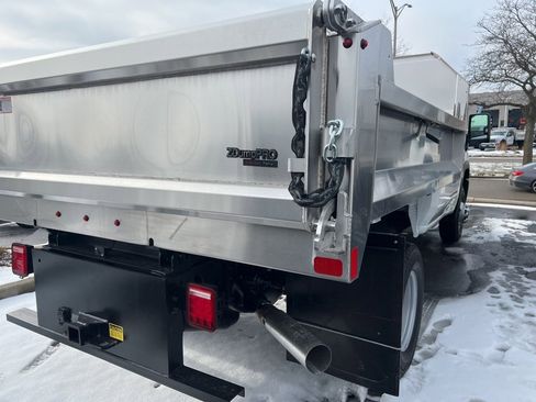 New 2026 GMC Sierra 3500 Pro w/ Convenience Package image 8