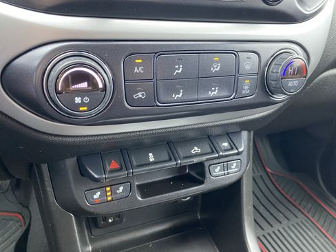 Used 2021 Chevrolet Colorado LT w/ Redline Special Edition image 31