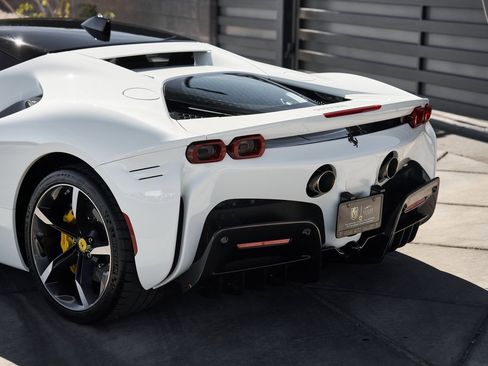 Used 2023 Ferrari SF90 Stradale image 11