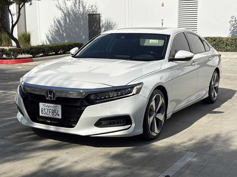 Used 2020 Honda Accord Touring image 7