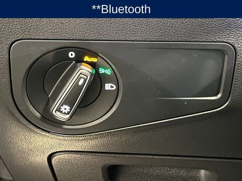 Used 2022 Volkswagen Tiguan SE R-Line AWD/4WD image 17