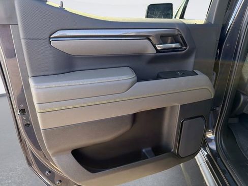 Used 2024 Chevrolet Silverado 1500 ZR2 w/ Technology Package image 14