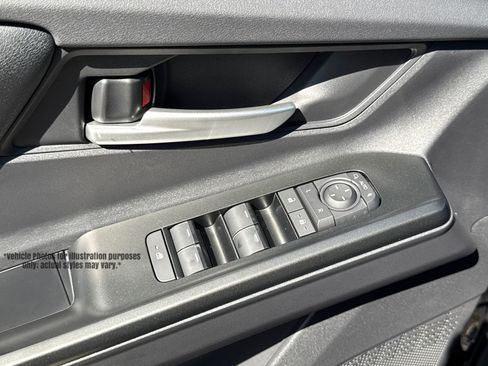 New 2026 Subaru Solterra AWD/4WD image 18