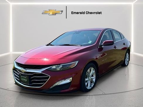Used 2019 Chevrolet Malibu LT image 2