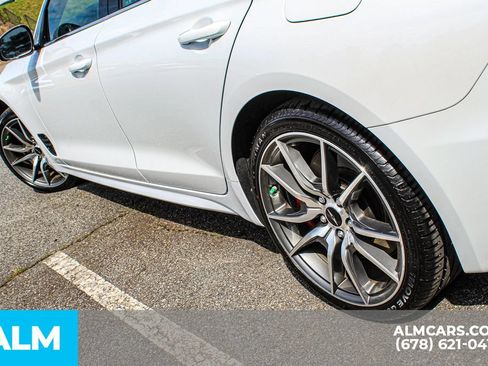 Used 2025 Genesis G70 2.5T RWD image 14