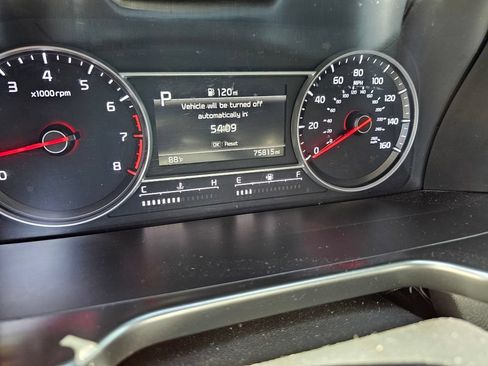 Used 2021 Kia Sorento S FWD image 28
