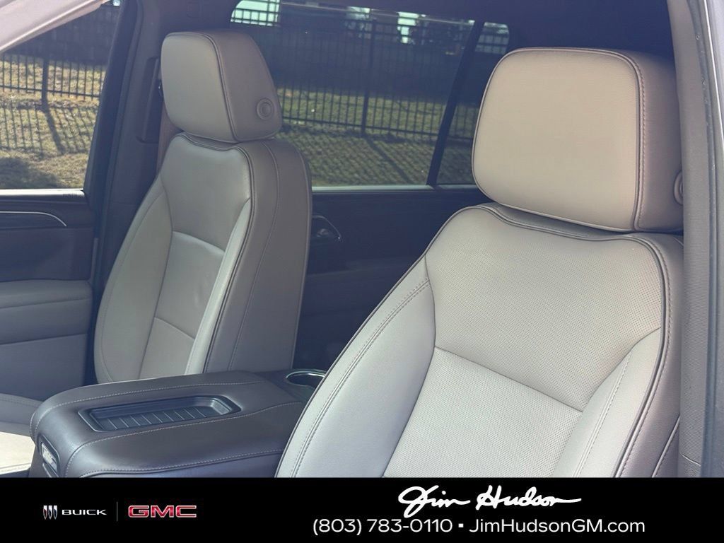Used 2022 GMC Yukon XL SLT w/ SLT Luxury Package RWD image 20