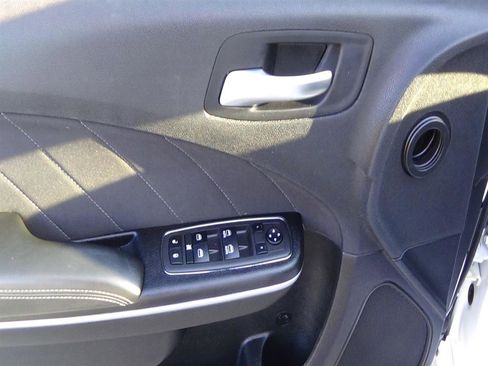 Certified 2022 Dodge Charger SXT image 13