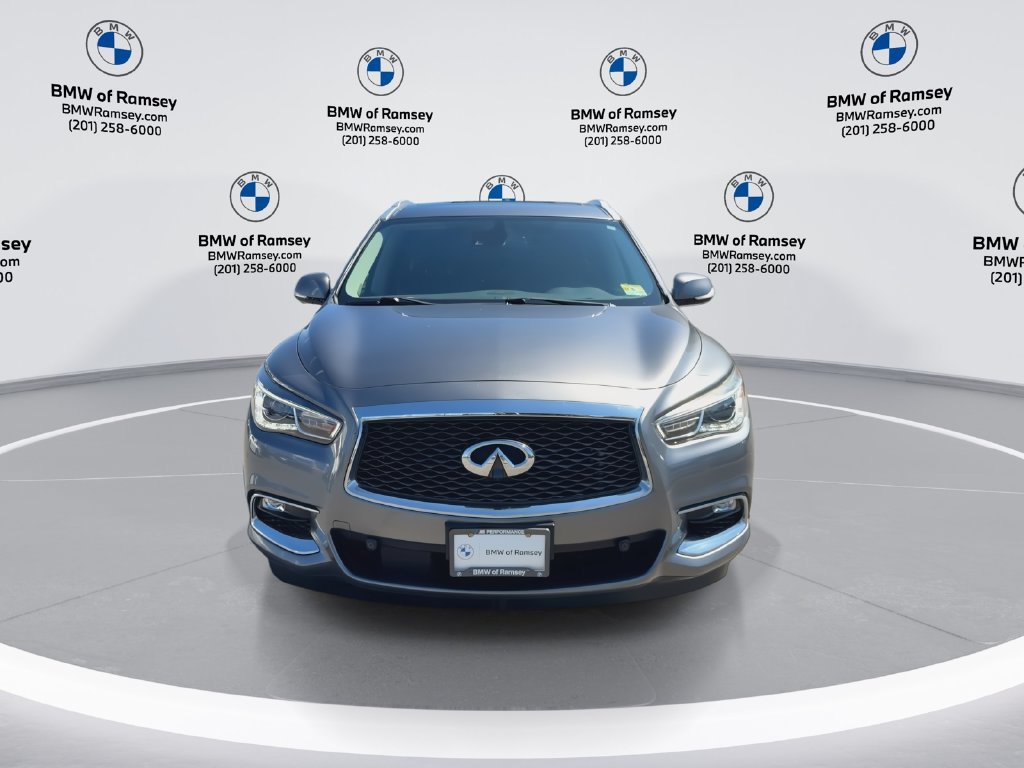 Used 2019 INFINITI QX60 Luxe w/ Essential Package AWD/4WD image 3