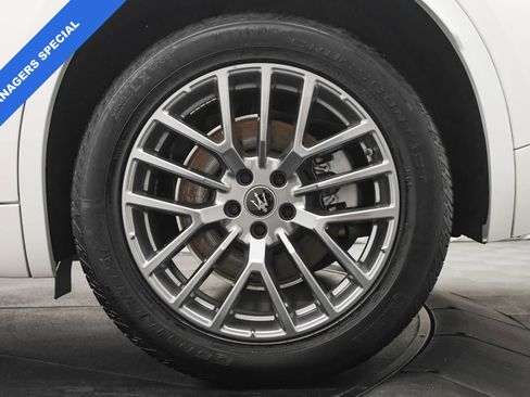 Used 2024 Maserati Grecale GT image 36