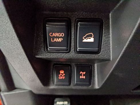 Used 2025 Nissan Frontier PRO-4X AWD/4WD image 16