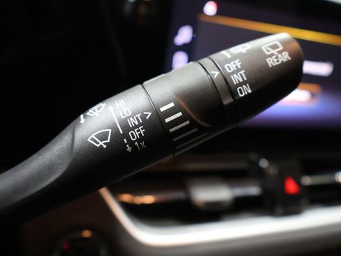 Used 2025 Chevrolet TrailBlazer LT image 39