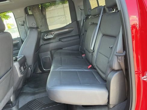Used 2024 Chevrolet Silverado 1500 LT Trail Boss w/ LT Trail Boss Premium Package AWD/4WD image 21