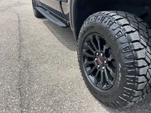 Used 2022 GMC Sierra 1500 AT4X AWD/4WD image 29