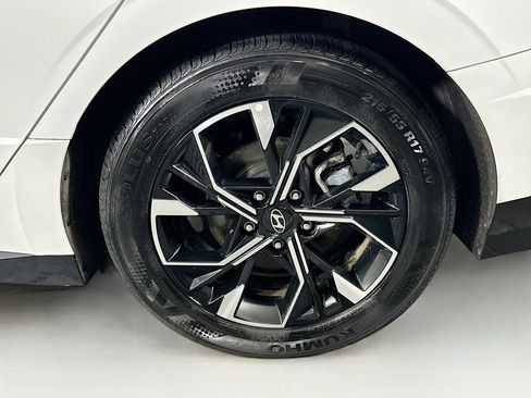 Used 2025 Hyundai Sonata SEL image 11