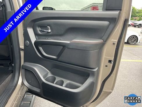 Used 2021 Nissan Titan PRO-4X w/ Pro-4x Convenience Package AWD/4WD image 20