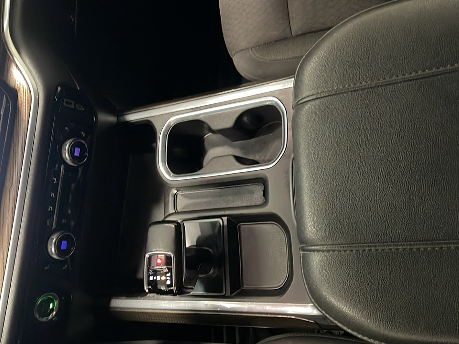 Used 2024 Chevrolet Silverado 1500 RST w/ LPO, Dark Essentials Package AWD/4WD image 12