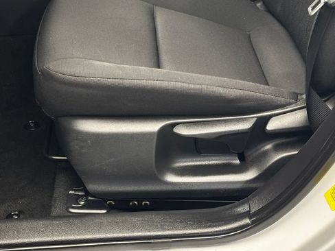 Used 2024 Toyota Corolla LE FWD image 10