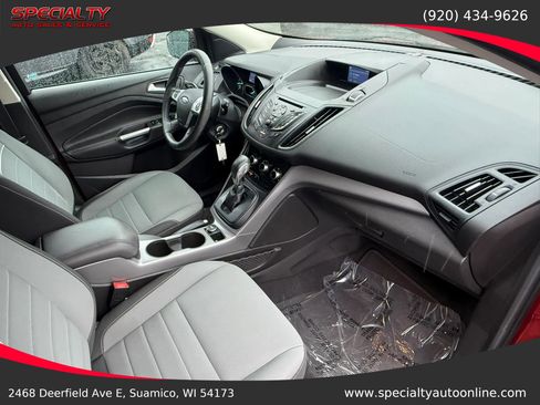 Used 2015 Ford Escape SE AWD/4WD image 19