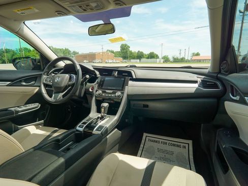 Used 2017 Honda Civic EX image 13