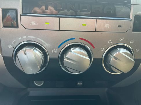 Used 2016 Toyota Tundra SR5 w/ SR5 Upgrade Package image 24