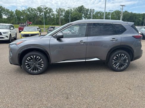 New 2026 Nissan Rogue Platinum w/ Platinum Premium Package AWD/4WD image 4