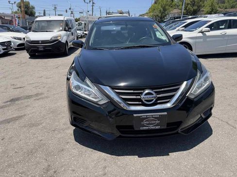 Used 2016 Nissan Altima 2.5 S w/ Power Driver Seat Package FWD image 2