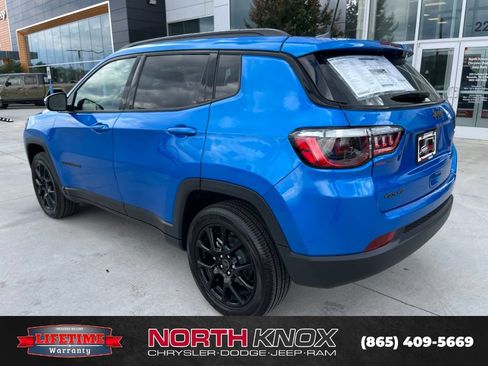 New 2026 Jeep Compass Latitude AWD/4WD image 16