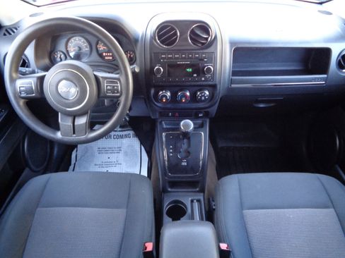 Used 2014 Jeep Patriot Sport w/ Power Value Group image 13