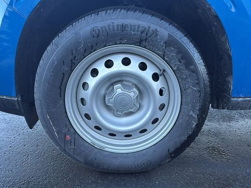 New 2025 Ford Maverick XL w/ Equipment Group 101A image 16