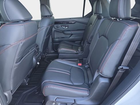 New 2025 Honda Pilot TrailSport image 15