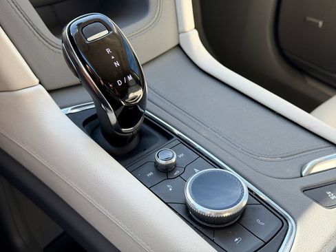 Used 2024 Cadillac XT5 Premium Luxury FWD image 20