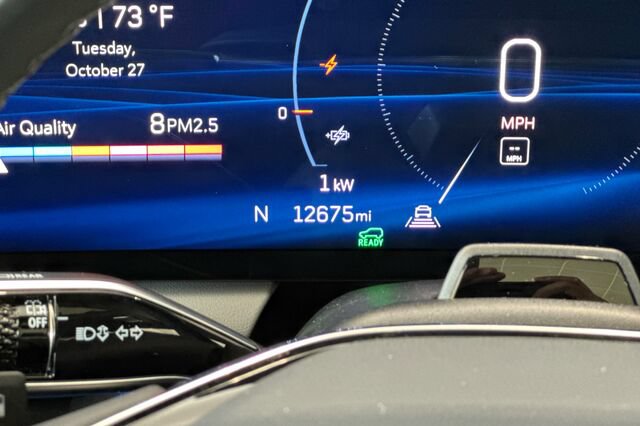 Certified 2026 Cadillac Optiq Sport 2 AWD/4WD image 27